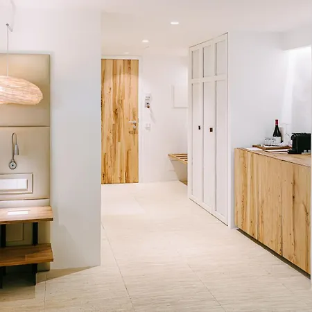 Hotel Torralbenc, A Small Luxury Of The World