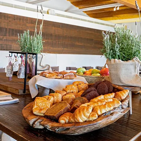 Torralbenc, A Small Luxury Of The World Hotel