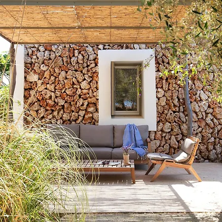 Torralbenc, A Small Luxury Of The World Hotel Cala En Porter (Menorca)