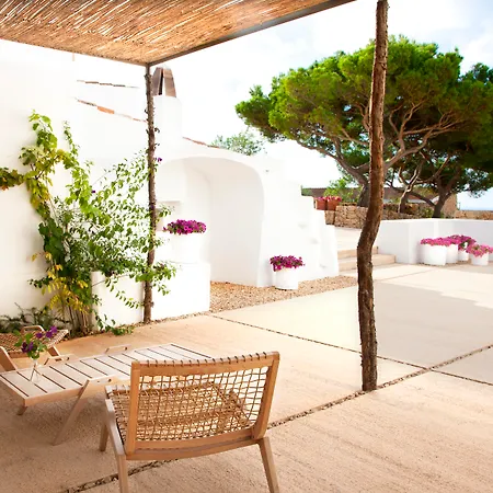 Torralbenc, A Small Luxury Of The World Hotel Cala En Porter (Menorca)