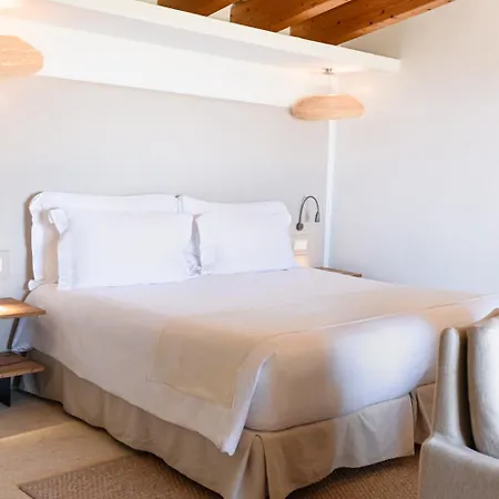 Отель Torralbenc, A Small Luxury Of The World Cala En Porter (Menorca)