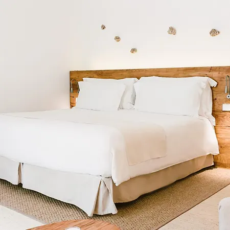 Hotel Torralbenc, A Small Luxury Of The World