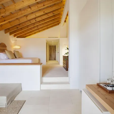 Torralbenc, A Small Luxury Of The World Hotel Cala En Porter (Menorca)