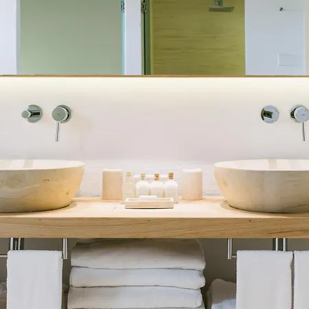 Torralbenc, A Small Luxury Of The World Отель 5*