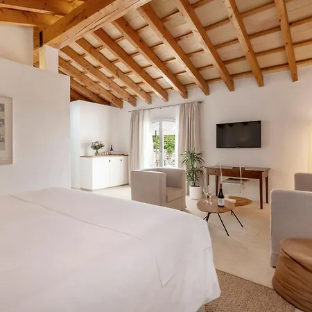 Отель Torralbenc, A Small Luxury Of The World 5*