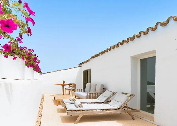 Отель Torralbenc, A Small Luxury Of The World 5*