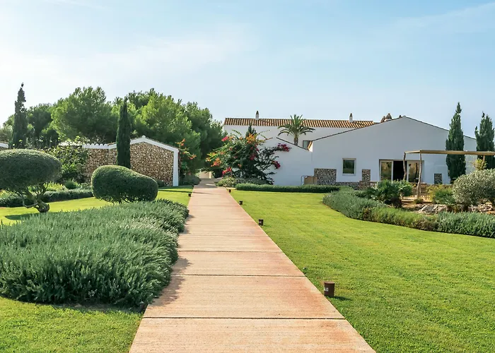 Szálloda Torralbenc, A Small Luxury Of The World